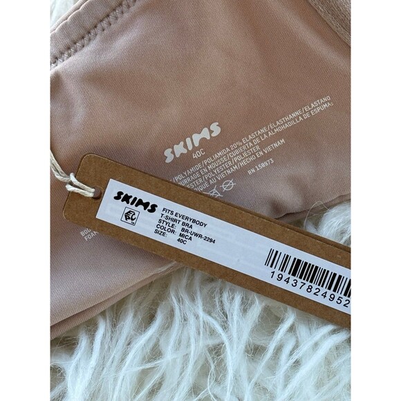 Skims Fits Everybody T-shirt Bra Mica Size 40C - Picture 9 of 9